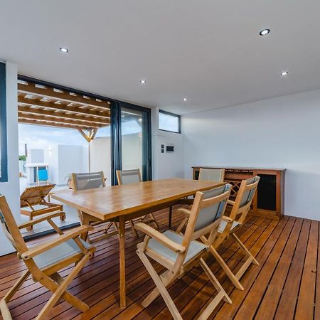 One Bay Residence Unit 15 - Penthouse With Private Roof Top, Jacuzzi And Sea View Grand Baie Exterior foto