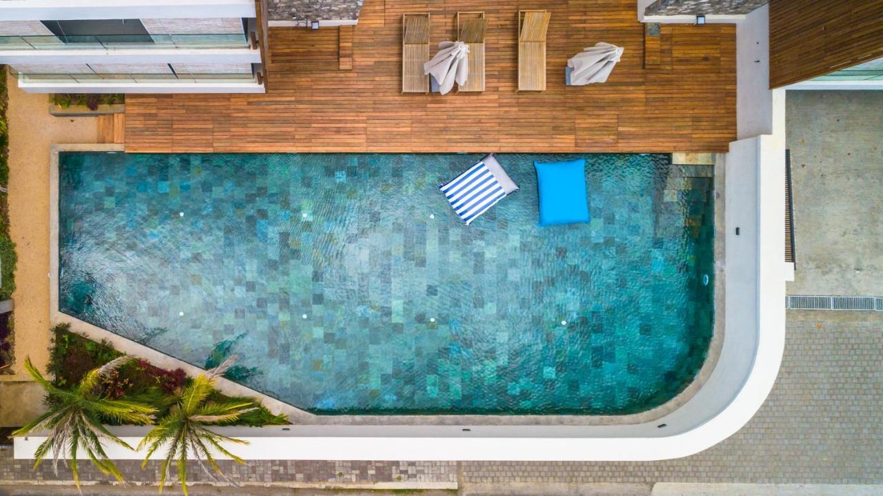 One Bay Residence Unit 15 - Penthouse With Private Roof Top, Jacuzzi And Sea View Grand Baie Exterior foto