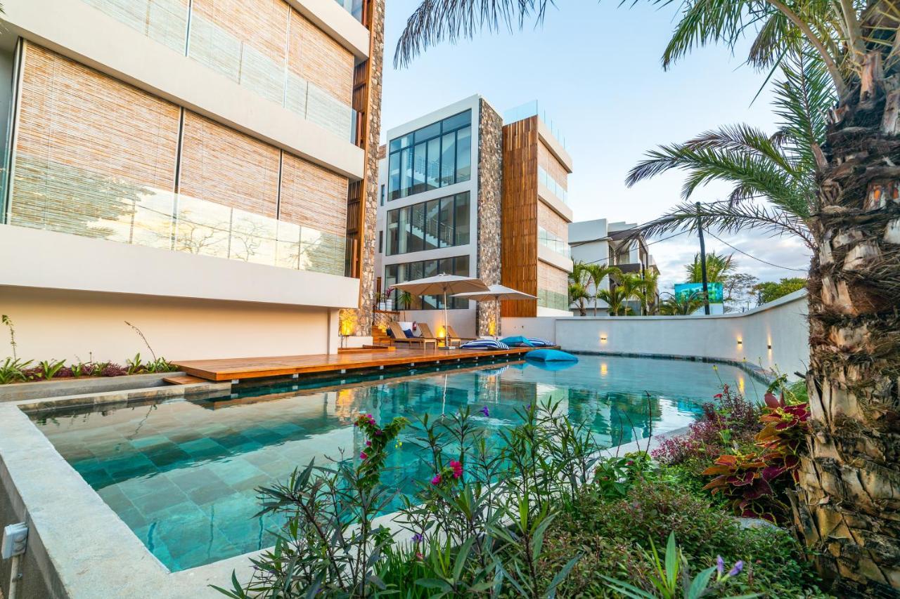 One Bay Residence Unit 15 - Penthouse With Private Roof Top, Jacuzzi And Sea View Grand Baie Exterior foto
